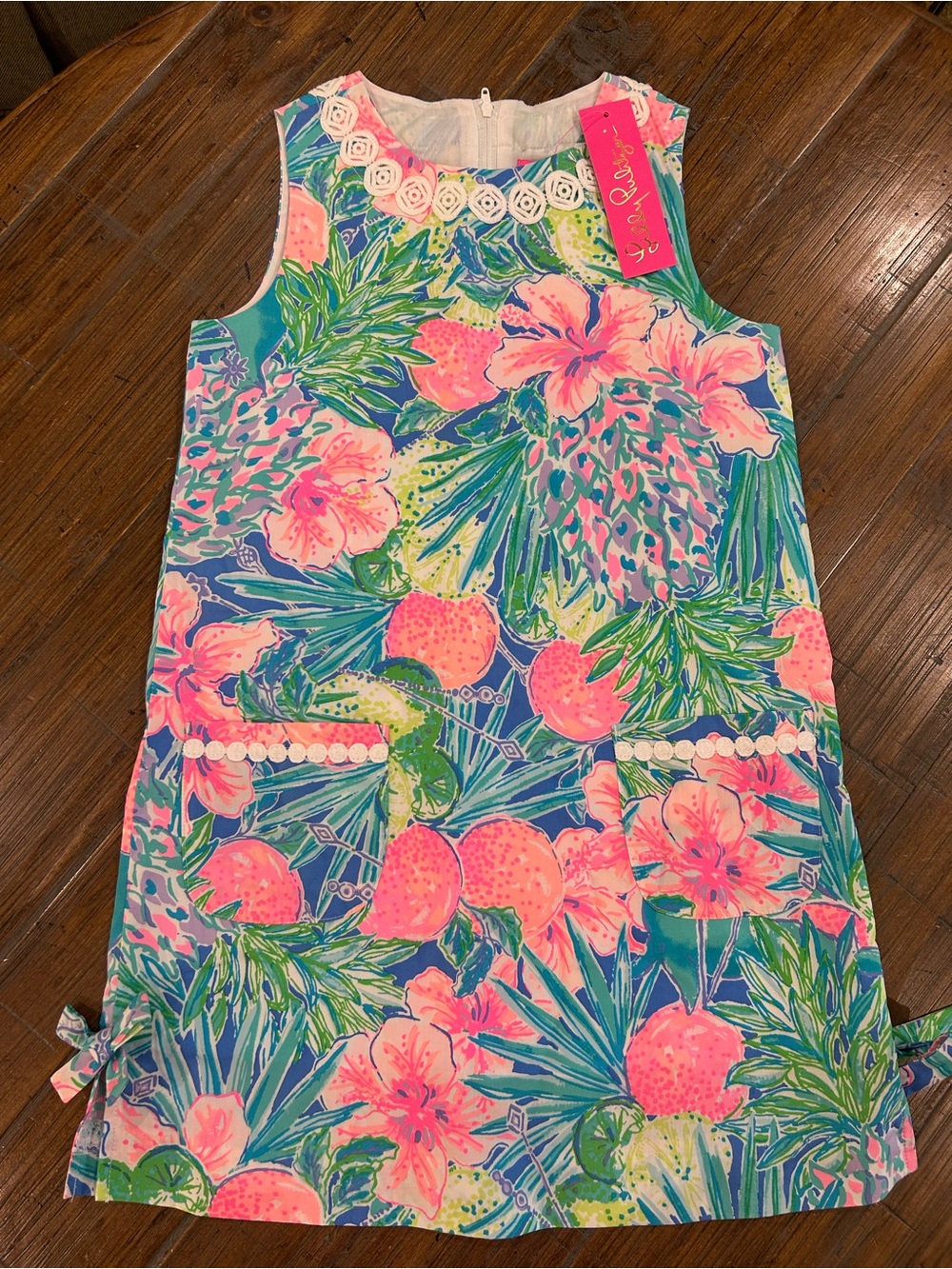 Lilly Pulitzer Girls Shift Dress Swizzle In print. NWT